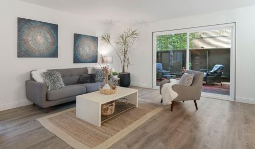 772 Walnut St, San Carlos, CA 94070-3133