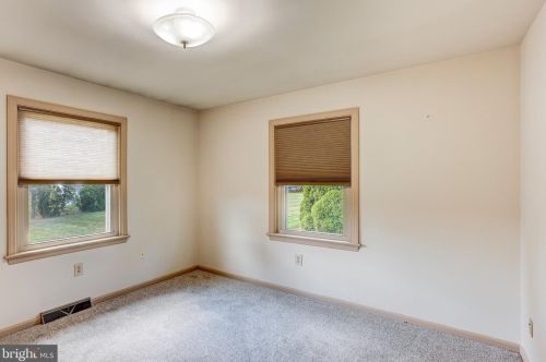 1992 Drexel Ave, Lancaster PA  17602-3365 exterior