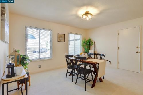 7186 Tamarack Dr, Pleasanton, CA 94568-1745