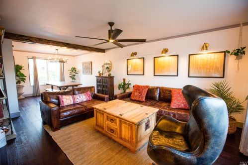 124 Tennys Dr, Benicia, CA 94510-2136