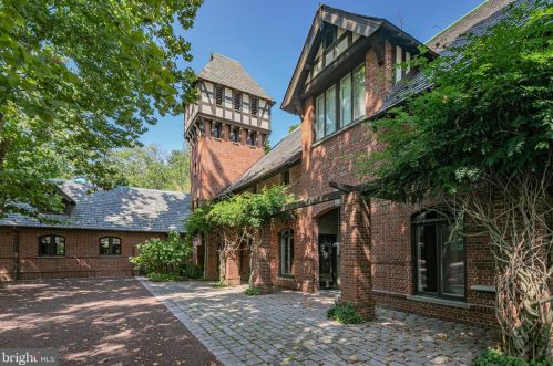 176 Parkside Dr, Princeton, NJ 08540-4815