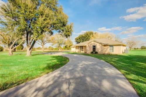 24110 Stanford Pl, Waller, TX 77484-3818