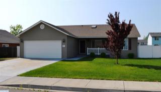 8414 Tucker Ct, Pasco, WA 99301-6862