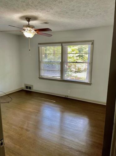 2313 Clairmont Rd, Atlanta GA  30329-3327 exterior