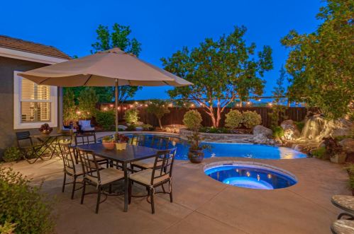 2520 Caravaggio Dr, Davis, CA 95618-7654