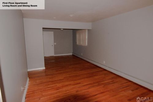 96 Prospect Ave, Avenel, NJ 07001-1211