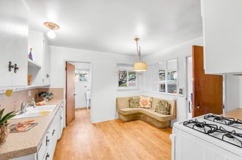 2569 Rome Ave, Anaheim CA  92804-4019 exterior