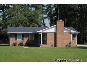 756 Dowfield Dr, Fayetteville, NC 28311-2070