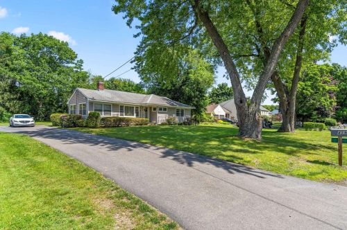 459 Wallis Rd, Rye, NH 03870-2225