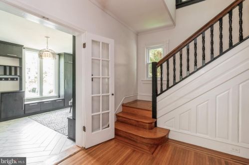 305 Westmont Ave, Haddonfield NJ 08033-2318 exterior