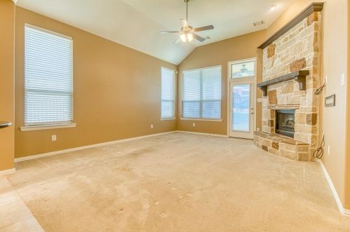 302 Round Lake Dr, Richmond TX 77469-1778 exterior