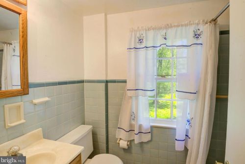 17 Wilburtha Rd, Trenton NJ 08628-2653 exterior