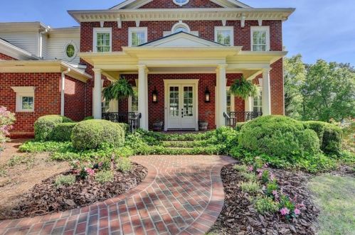 6280 Clifton Cir, Suwanee, GA 30024-3393