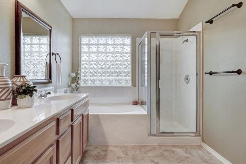 14313 Ballycastle Trl, Austin TX  78717-4447 exterior