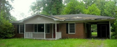 1603 Windsor Dr, Waycross, GA 31501-4175
