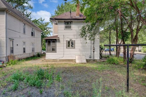 700 Burr St, Saint Paul MN  55130-4521 exterior