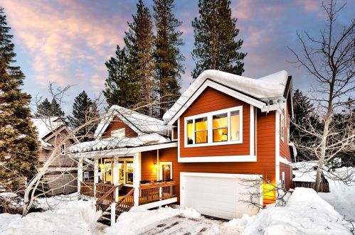 10101 Winter Creek Loop, Truckee, CA 96161-3182