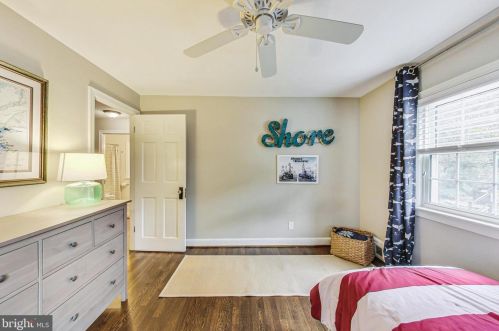 1506 Live Oak Dr, Silver Spring MD 20910-1543 exterior