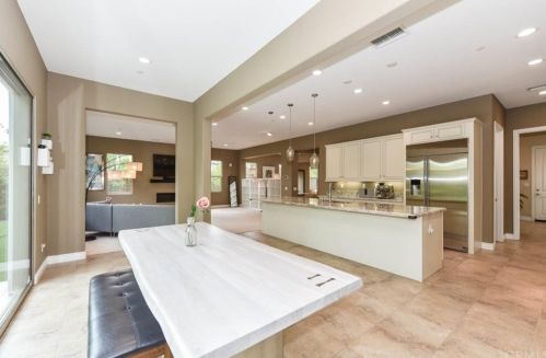 64 Interlude, Irvine CA  92620-3694 exterior