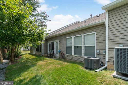 16 Turtle Creek Way, Fredericksburg VA  22406-8443 exterior