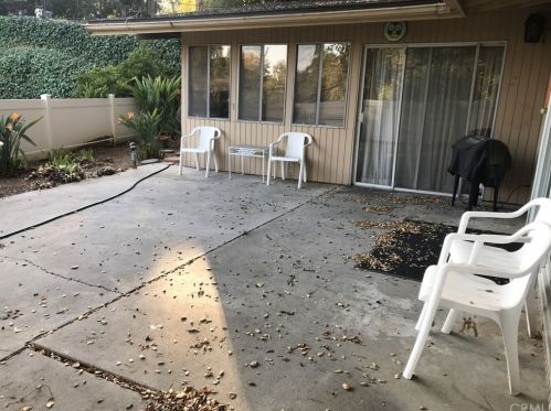 3777 Lockerbie Ln, Glendale CA 91208-1027 exterior