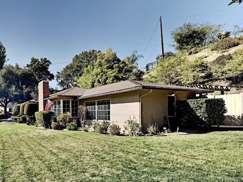 2431 Sleepy Hollow Dr, Glendale CA  91206-4712 exterior