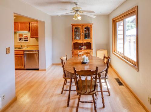 3253 Evergreen Dr, Saint Paul MN  55121-1771 exterior