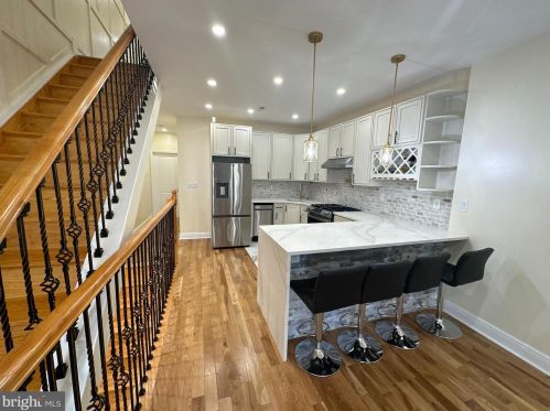 2712 Cumberland St, Philadelphia PA  19125-3713 exterior