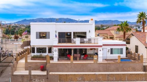 912 Beach Dr, Chemehuevi, CA 92363-3725