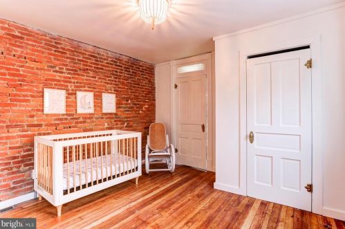 925 Orange St, Lancaster PA  17602-3213 exterior