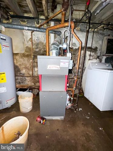 142 53 St, Philadelphia PA 19139-1404 exterior