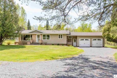 5379 Rice Lake Rd, Duluth, MN 55803-8423