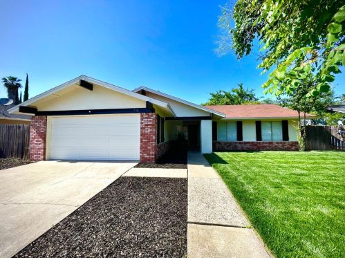 3151 Poppypatch Dr, Modesto, CA 95354-3324