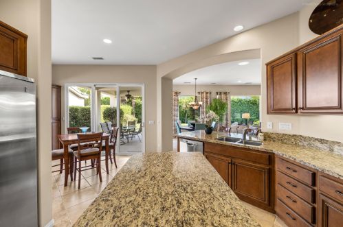 61270 Fire Barrel Dr, La Quinta, CA 92253-7946