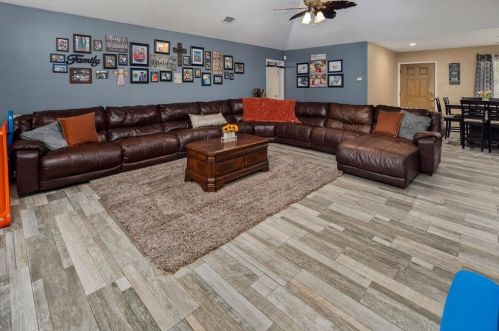 810 Townley St, Channelview, TX 77530-3246