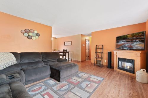 9830 6th St, Minneapolis, MN 55434-1502