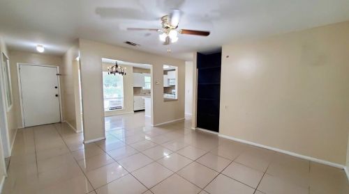 6203 Shadydell Dr, Fort Worth TX  76135-1925 exterior