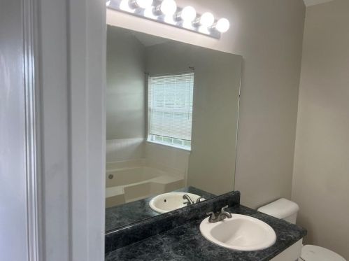 1618 Village Place Cir, Conyers, GA 30012-7108