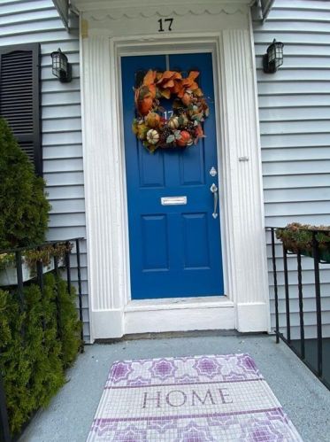 17 Jervis St, Woonsocket, RI 02895-3530