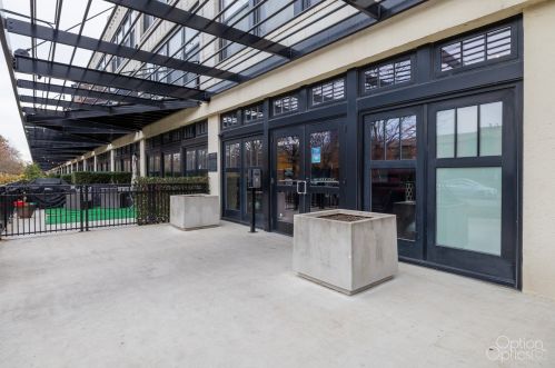 1069 14th Pl, Chicago, IL 60608-2072