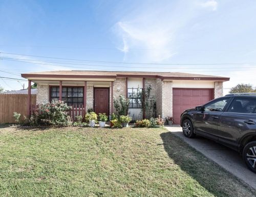 9555 Culberson St, Dallas, TX 75227-5076