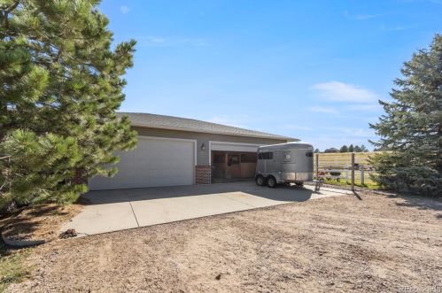 1434 Arabian Trl, Elizabeth CO 80107-8403 exterior