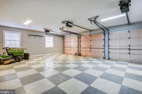 810 Burnt Mills Ave, Silver Spring MD 20901-4506 exterior