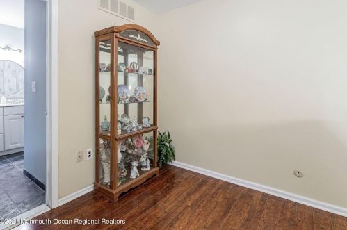 904 Buckingham Cir, Middletown NJ  07748-3467 exterior