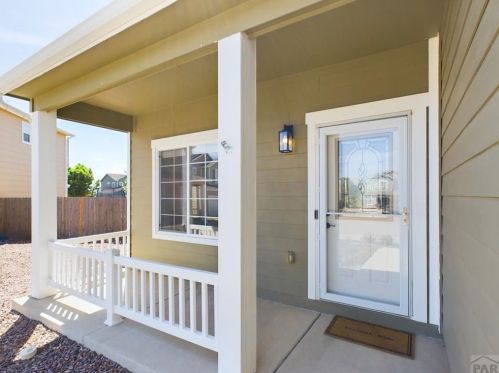 5151 Goldking Rd, Pueblo, CO 81008-1992