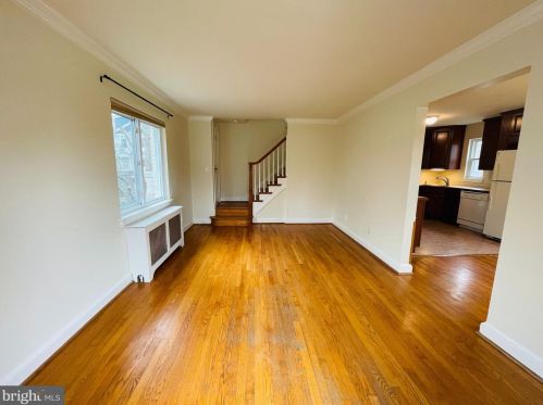 3225 6th St, Arlington VA  22204-1701 exterior