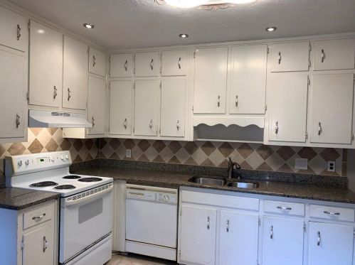 713 Pepperwood Trl, Stone Mountain, GA 30087-5787