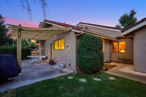 652 Campo Verde Ct, Calabasas, CA 91377-3713