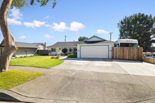 1286 Winslow St, Upland, CA 91786-2575