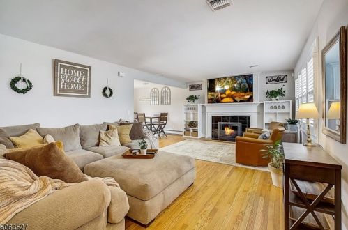 1 Harvard Rd, Cranford, NJ 07016-1503